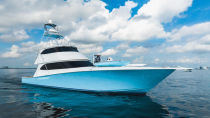 82' Viking 2013 Yacht For Sale